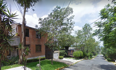 CASA EN VENTA EN LOMAS DE PADIERNA. CDMX. OPORTUNIDAD