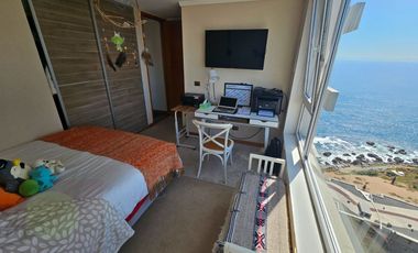Arriendo año corrido con o sin muebles en exclusivo edificio 2 estacionamientos.