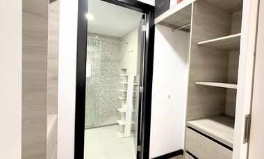 Departamento en Ponceano, en venta, con patio cubierto