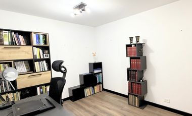 Departamento en Ponceano, en venta, con patio cubierto