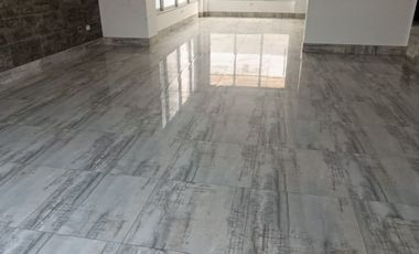 Se Alquila Departamento Duplex En Puente Blanco