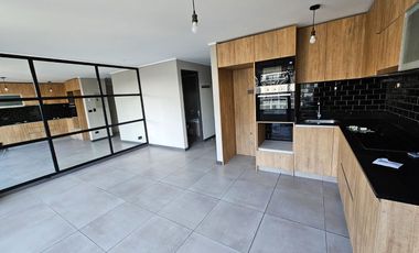 Arriendo duplex orientación norte al lado mall sport, 2 ESTAC.
