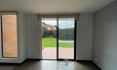 HERMOSA CASA EN VENTA - CIPRÉS HACIENDA FONTANAR