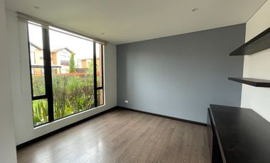 HERMOSA CASA EN VENTA - CIPRÉS HACIENDA FONTANAR