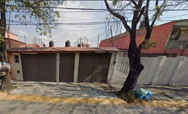 REMATO CASA EN LA GRAN VÍA 116, RESIDENCIAL EL DORADO, TLALNEPANTLA, EDO DE MÉXICO.