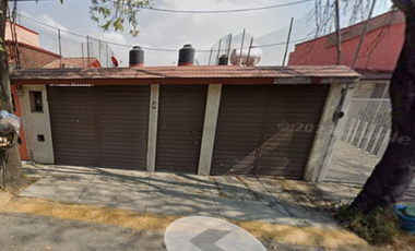 REMATO CASA EN LA GRAN VÍA 116, RESIDENCIAL EL DORADO, TLALNEPANTLA, EDO DE MÉXICO.