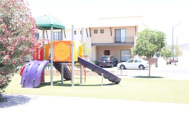 Casa amueblada y equipada en renta Hacienda Valbuena