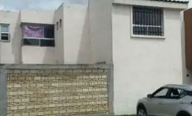 VENTA DE GRANDE CASA EN VIÑEDOS DE BURDEOS, COL. JUAN CARLOS BONILLA, PUEBLA