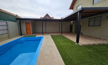 CASA EN HACIENDA LA ESMERALDA