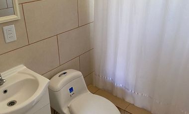 PRECIO IMPERDIBLE! Hermosa Casa en Condominio en Paine