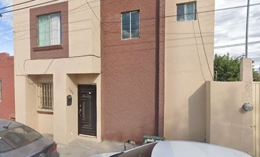 Sk18 - Casa En Venta En C. Maple, Los Bosques, Monclova, Coahuila (Remate Bancario))