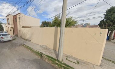 Sk18 - Casa En Venta En C. Maple, Los Bosques, Monclova, Coahuila (Remate Bancario))