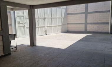 BODEGA EN RENTA 270 M CON 75 KVAs EN SAN JOSÉ EL ALTO, QUERETARO