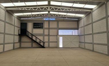 BODEGA EN RENTA 270 M CON 75 KVAs EN SAN JOSÉ EL ALTO, QUERETARO