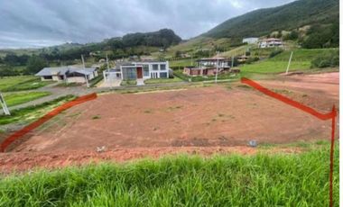 Terreno en venta 1.600m2 en exclusivo Condominio, a 8 minutos del Control Sur Cuenca