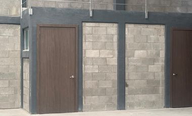 BODEGAS 1000M2 EN RENTA  NUEVAS  EN  PRIVADA ARCO SUR , CASI FRENTE  CENTRAL ABASTOS  SEGURIDAD,   RTA  $ 55.000  2 OFF. 4/ BAÑOS   ENTRADA TRAILERS