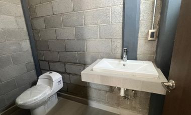 BODEGAS 1000M2 EN RENTA  NUEVAS  EN  PRIVADA ARCO SUR , CASI FRENTE  CENTRAL ABASTOS  SEGURIDAD,   RTA  $ 55.000  2 OFF. 4/ BAÑOS   ENTRADA TRAILERS