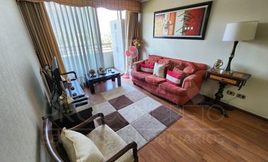 Venta de departamento en Av. Macul esq. Los Olmos, con 3 dormitorios, 2 terrazas, piscina, cowork y gran conectividad en condominio seguro