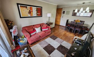 Venta de departamento en Av. Macul esq. Los Olmos, con 3 dormitorios, 2 terrazas, piscina, cowork y gran conectividad en condominio seguro