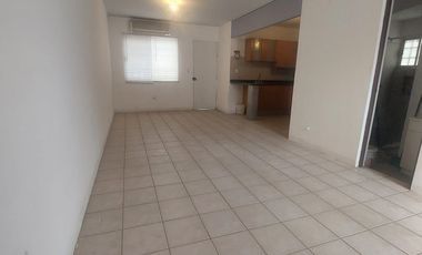 CASA EN RENTA FRACCIONAMIENTO BOSQUES DEL PONIENTE SECTOR 3 SANTA CATARINA
