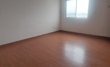 CASA EN RENTA FRACCIONAMIENTO BOSQUES DEL PONIENTE SECTOR 3 SANTA CATARINA