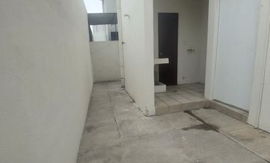 CASA EN RENTA FRACCIONAMIENTO BOSQUES DEL PONIENTE SECTOR 3 SANTA CATARINA