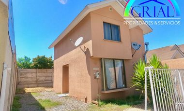 En arriendo hermosa casa en estancia liray