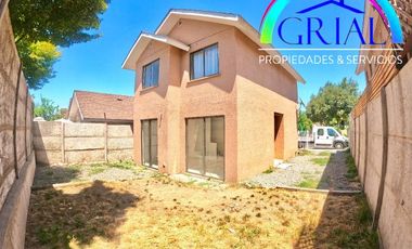 En arriendo hermosa casa en estancia liray