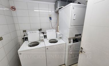 Arriendo departamento en Macul con 2 dormitorios, 1 baño, estacionamiento y bodega, a pasos del metro Camino Agrícola