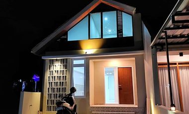 Rumah Idaman dengan Mezzanine di Wedomartani