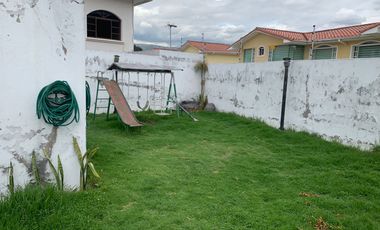 CASA EN RENTA EN MIRASIERRA