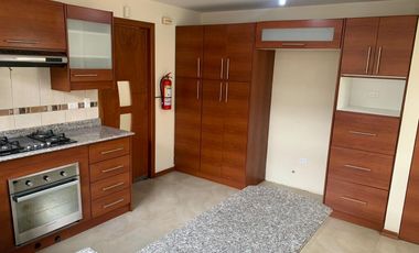 CASA EN RENTA EN MIRASIERRA