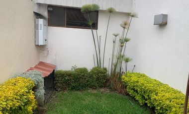 CASA EN RENTA EN MIRASIERRA
