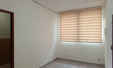 Se Alquila Mini Suite en planta baja de 1 solo ambiente en Urdesa Central