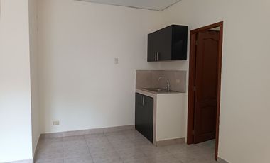 Se Alquila Mini Suite en planta baja de 1 solo ambiente en Urdesa Central