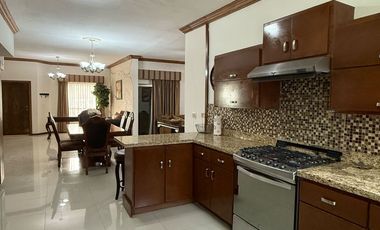 CASA DE UN PISO AMUEBLADA Y EQUIPADA