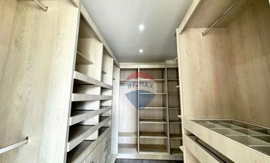 En Renta Penthouse Dúplex 600 m², 4 Dorm. - Monteserrín - Frente Al Ekopark