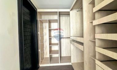 En Renta Penthouse Dúplex 600 m², 4 Dorm. - Monteserrín - Frente Al Ekopark