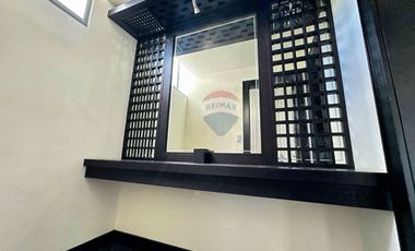 En Renta Penthouse Dúplex 600 m², 4 Dorm. - Monteserrín - Frente Al Ekopark