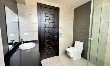 En Renta Penthouse Dúplex 600 m², 4 Dorm. - Monteserrín - Frente Al Ekopark