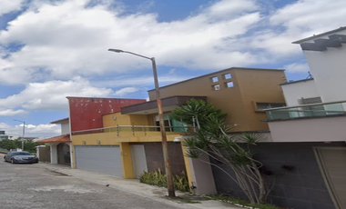 HERMOSA CASA CERCANA A PLAZA AMÉRICA Y CON VIALIDADES PRINCIPALES