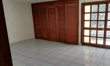 HERMOSA CASA CERCANA A PLAZA AMÉRICA Y CON VIALIDADES PRINCIPALES