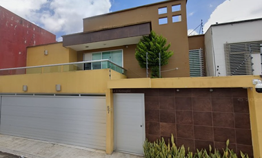 HERMOSA CASA CERCANA A PLAZA AMÉRICA Y CON VIALIDADES PRINCIPALES