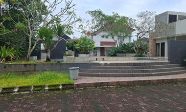 Rumah Tinggal 2 Lantai dalam Perum Grand Tlogoadi Mlati Sleman