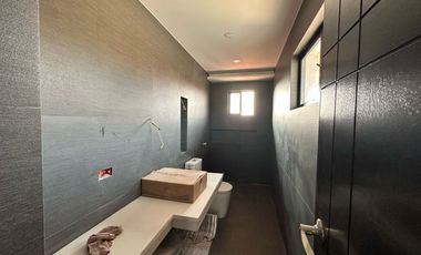 Brand New 5 Bedroom House and Lot in Presidents Heights BF Homes For Sale