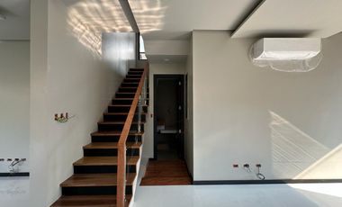 Brand New 5 Bedroom House and Lot in Presidents Heights BF Homes For Sale