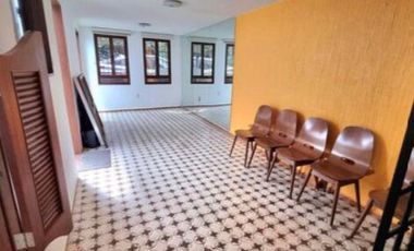 VENTA DE CASA DE 4 PISOS EN CALLEJÓN DEL HUERTO,  CHIMALISTAC