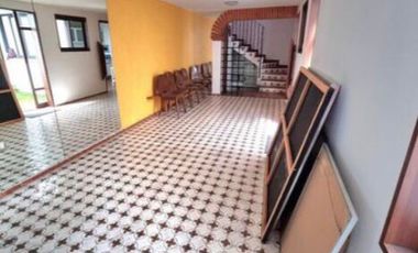 VENTA DE CASA DE 4 PISOS EN CALLEJÓN DEL HUERTO,  CHIMALISTAC