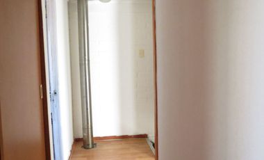 SE VENDE CASA 3 DORMITORIOS 1 BAÑO Y ESTACIONAMIENTO