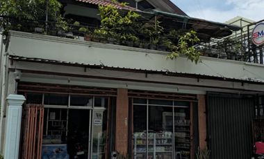 Ruang Usaha/Mini Market 2 Lantai Lokasi Strategis di Daerah Jalan Titi Bumi Godean Sleman